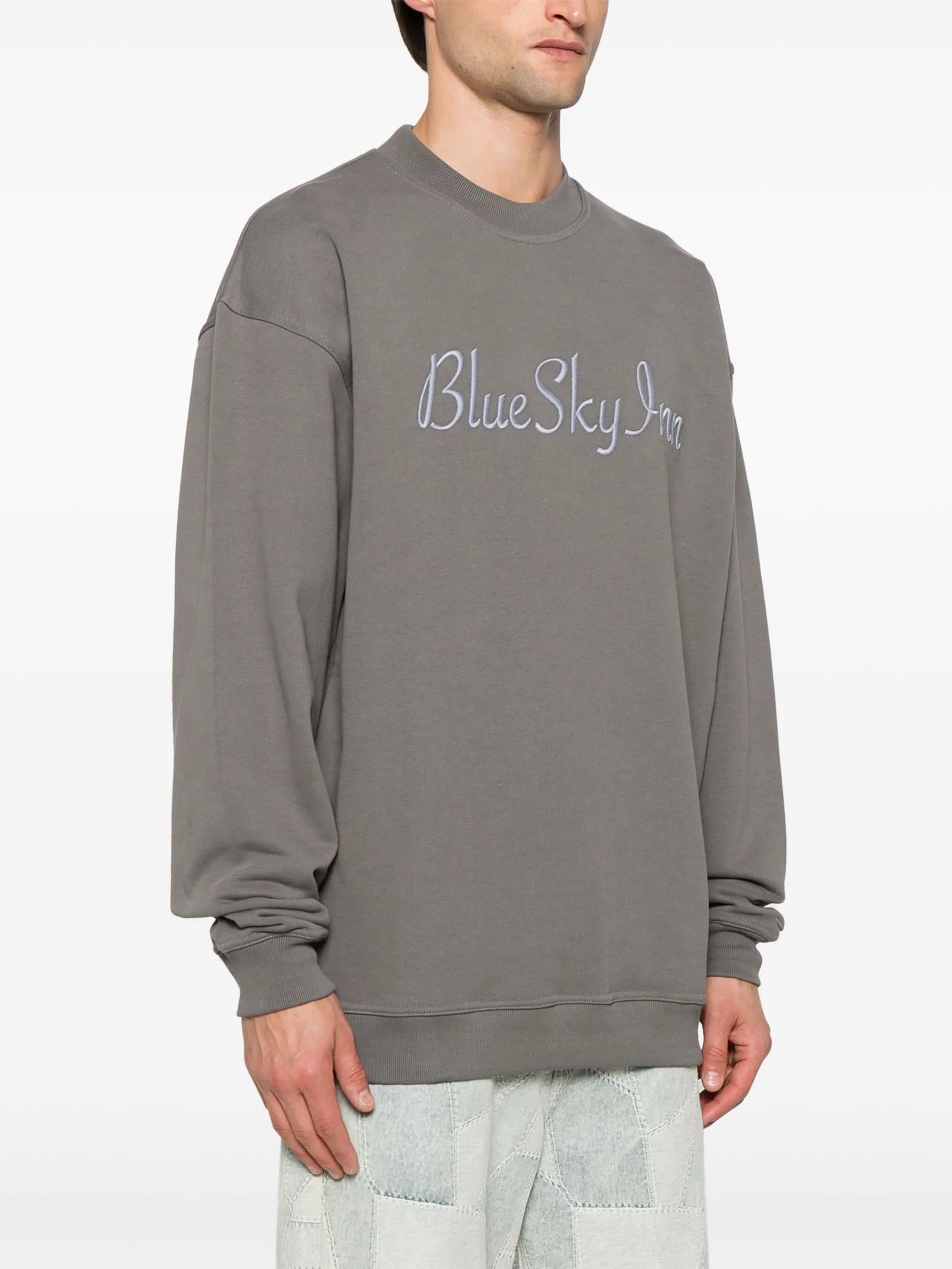Sudadera con cuello redondo y logotipo gris
