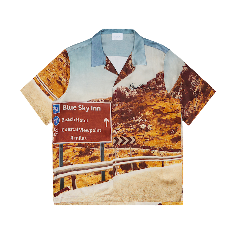 Camiseta con letrero de calle