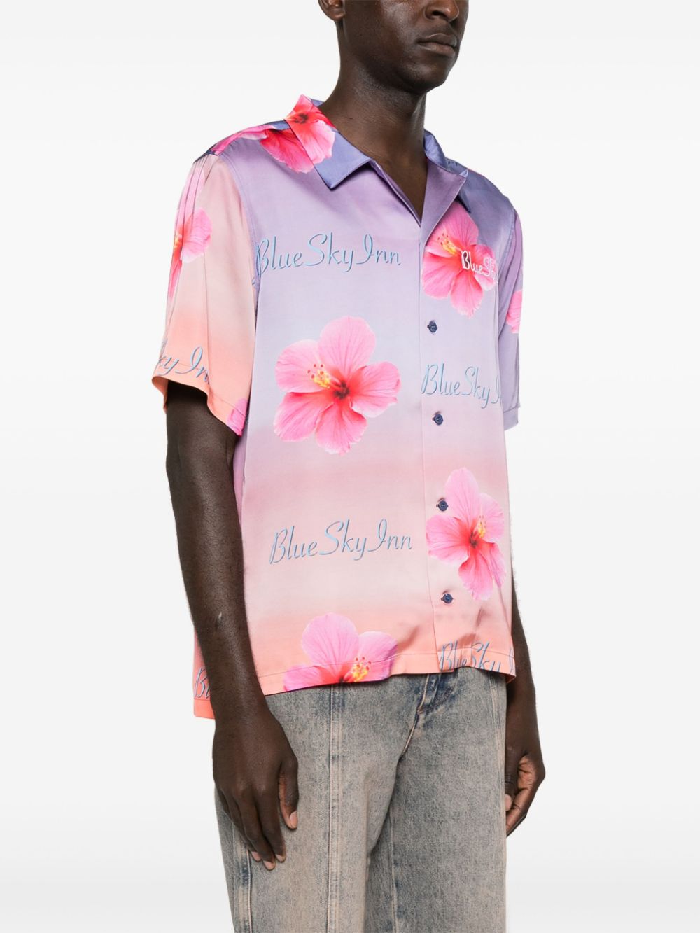 Camiseta con loto al atardecer
