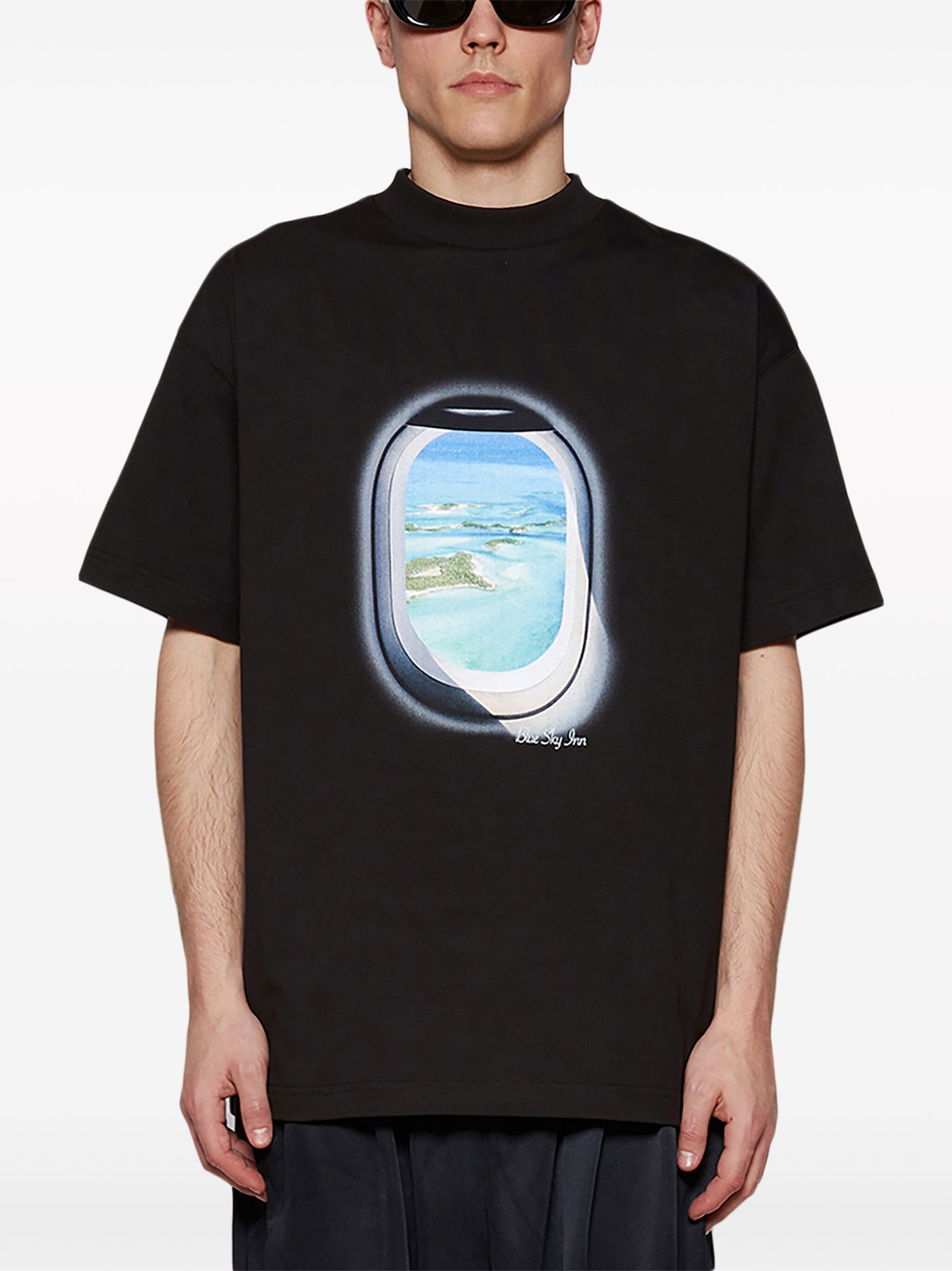 Jet Island Tee
