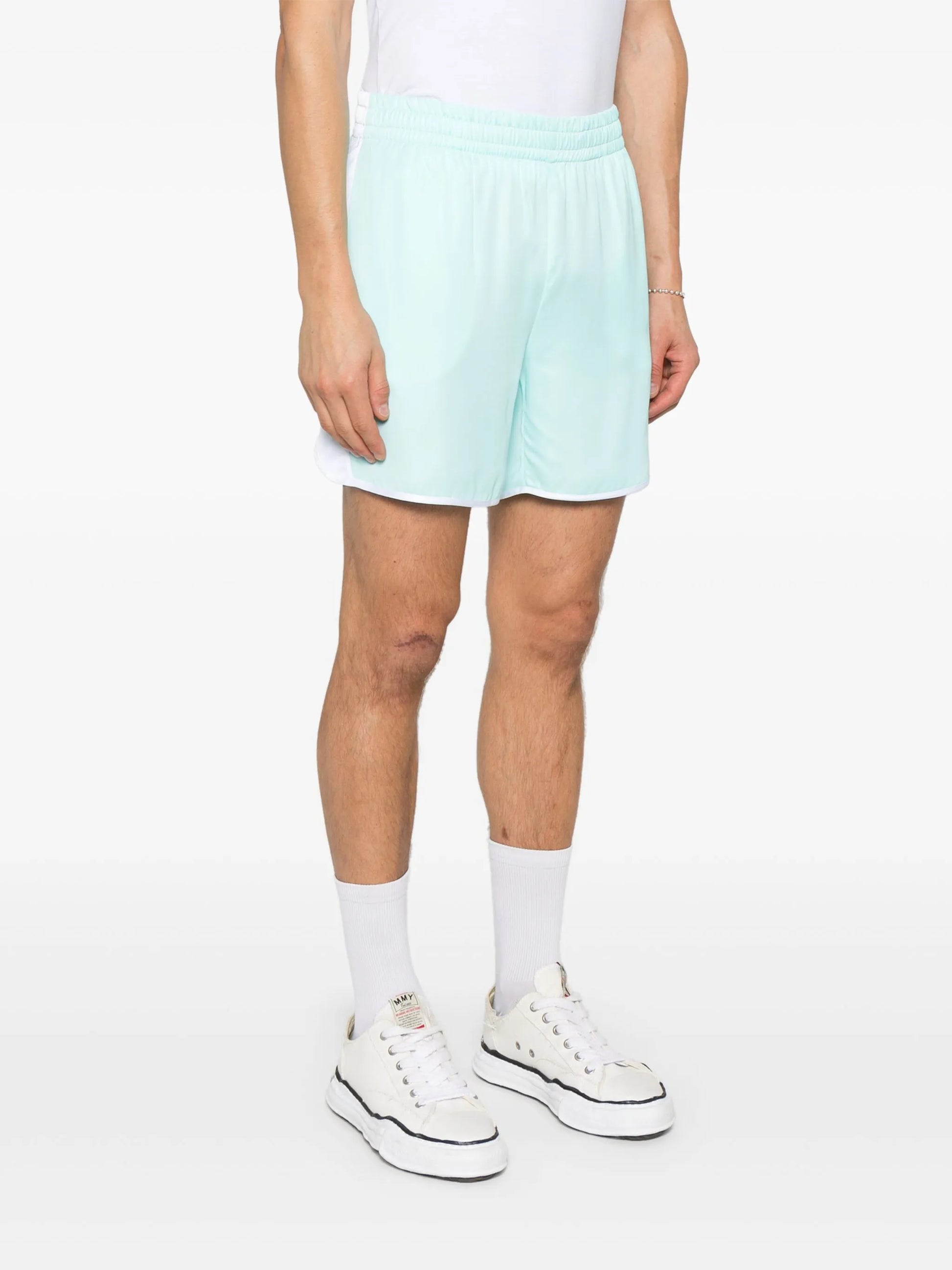 Pantalones cortos de camarero de la pólvora