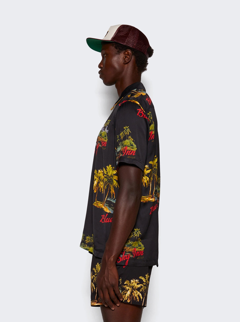 Camiseta con el logotipo de la isla