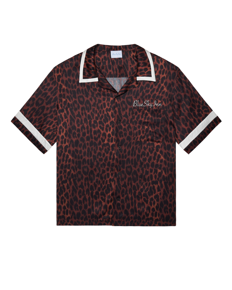 Camisa de camarero marrón