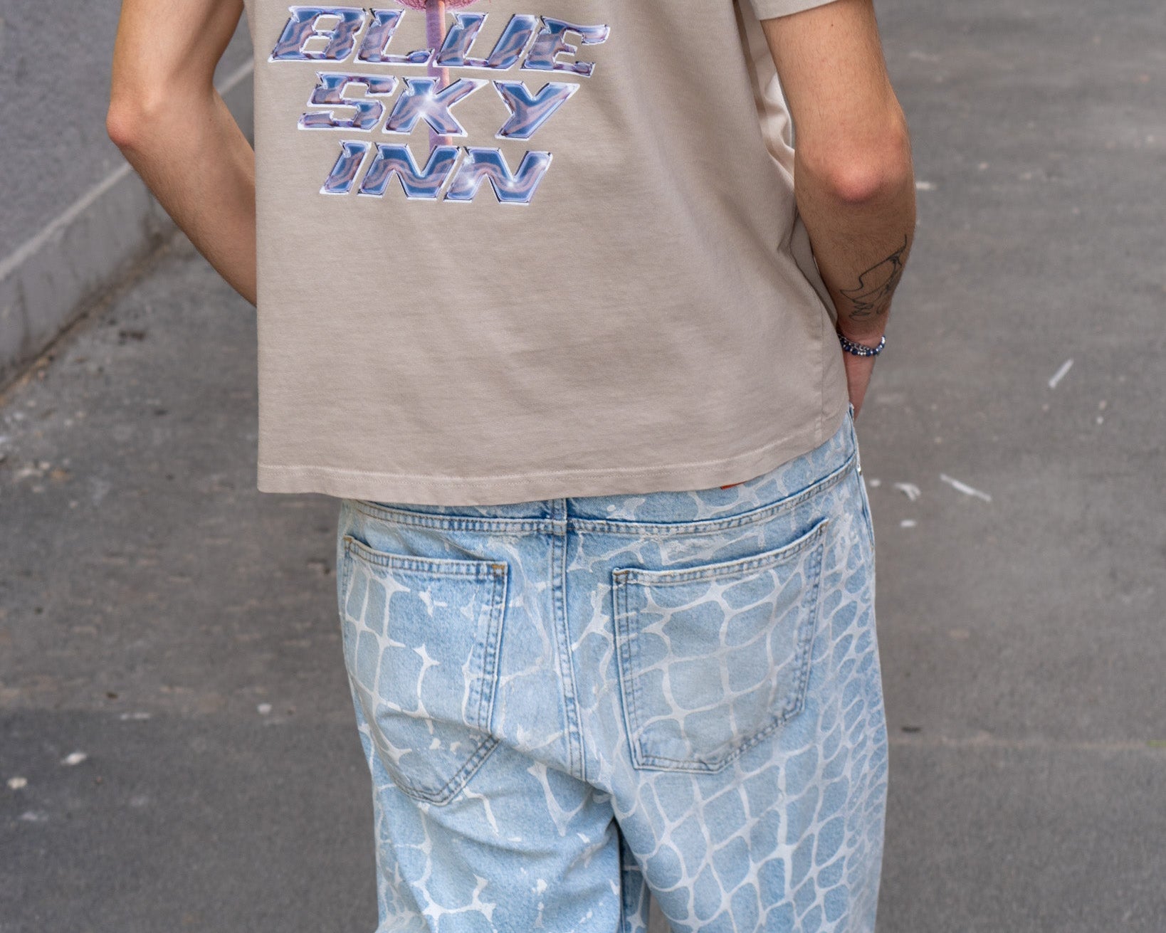 Disco Palm Tee